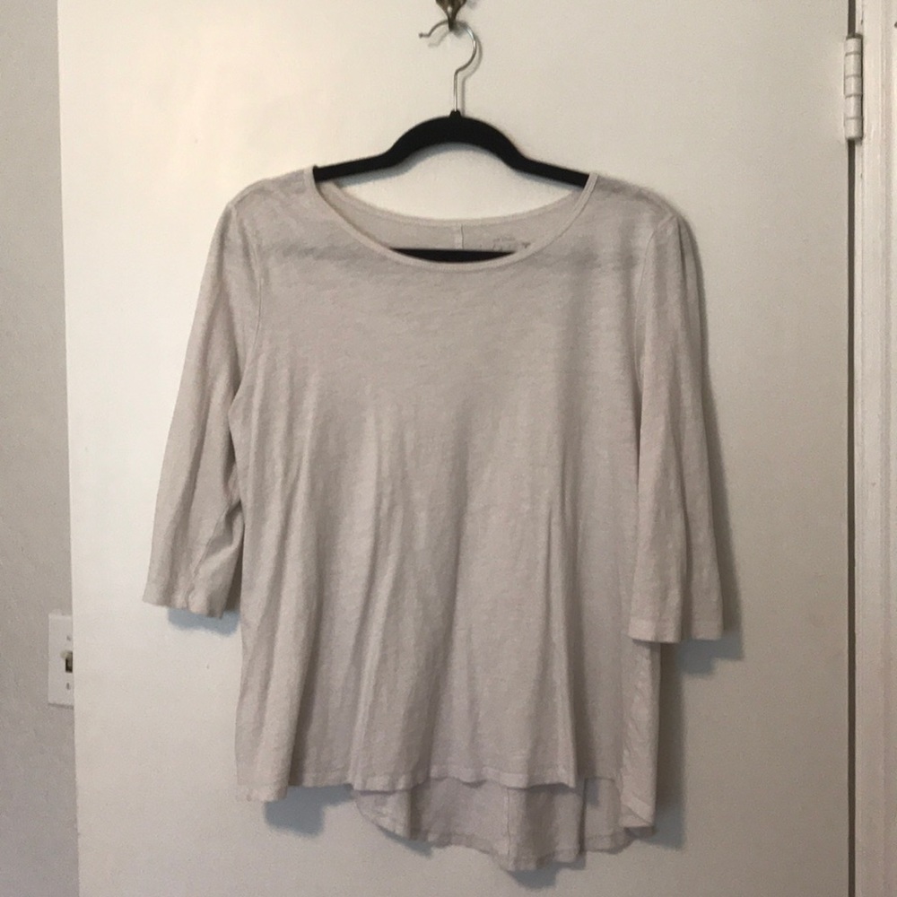 White loft flowy t shirt 3/4 sleeve